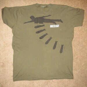 2004 Green Day Bombs Dropping T-Shirt Men's Size L Olive Green